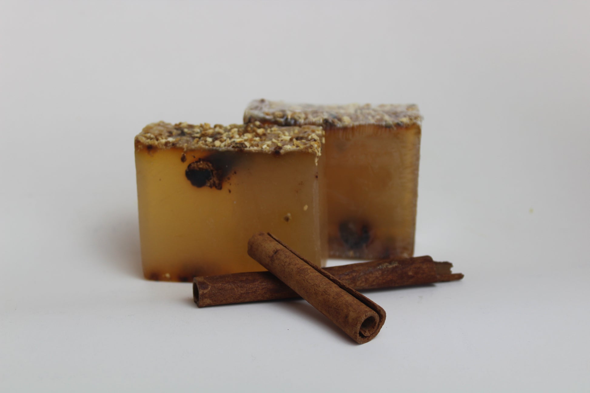 Natuurlijke glycerine zeep kaneel en sinaasappelschil 100 g